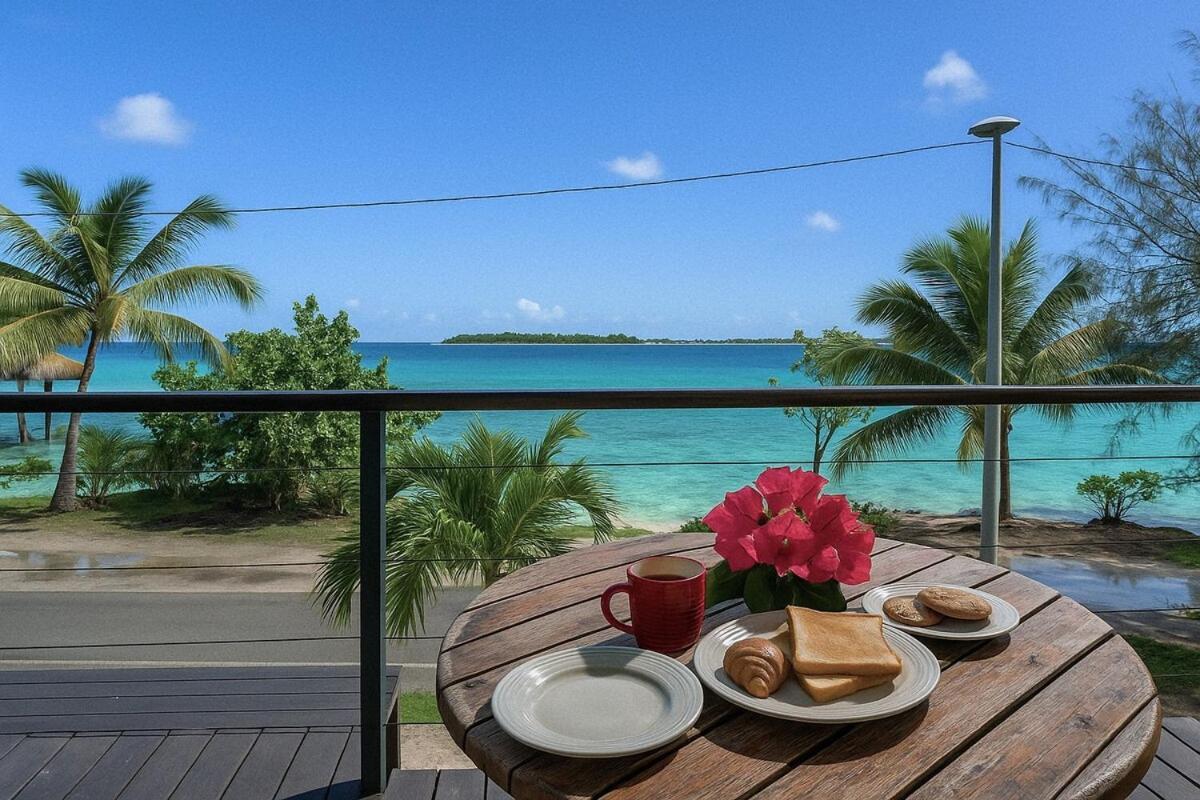 With A View Of A Heavenly Lagoon *